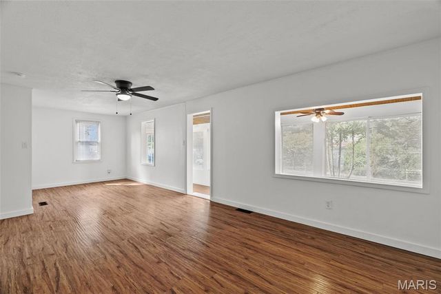 1910 Leondale Avenue, St Louis, MO 63114