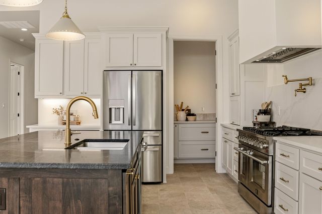 1008 22nd Street NW, Albuquerque, NM 87104