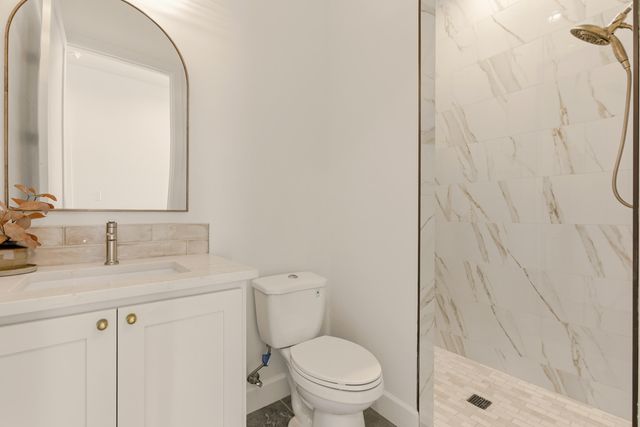 1008 22nd Street NW, Albuquerque, NM 87104