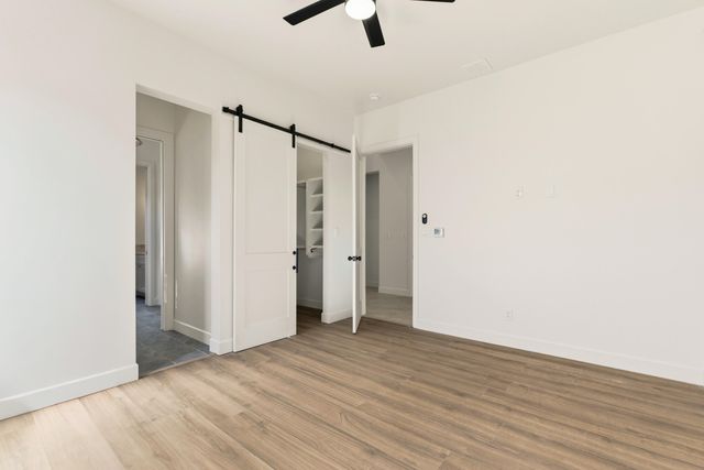 1008 22nd Street NW, Albuquerque, NM 87104