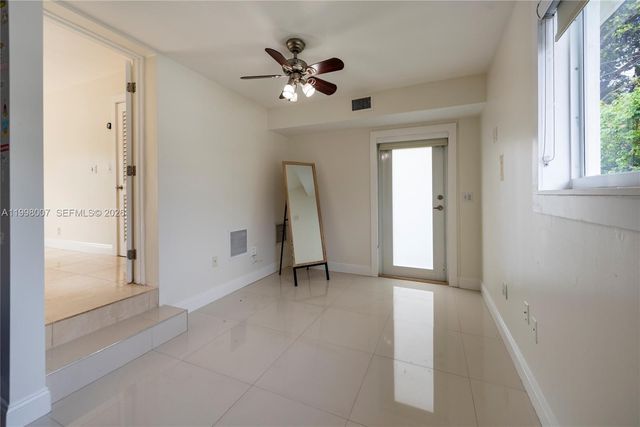 3460 Buchanan Street, Hollywood, FL 33021