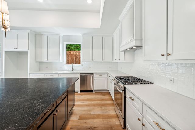 122 John Street, Aledo, TX 76008