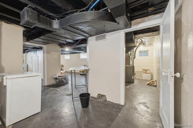 17617 Indiana Street, Detroit, MI 48221