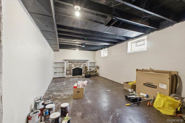 17617 Indiana Street, Detroit, MI 48221