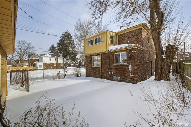 17617 Indiana Street, Detroit, MI 48221