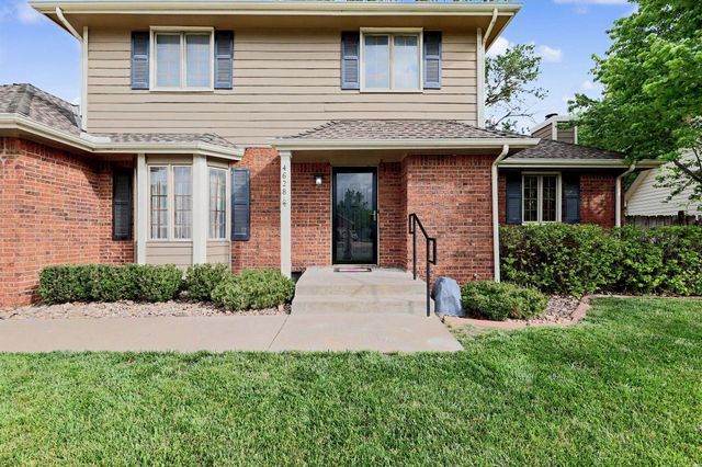 4628 N Farmstead Ct, Bel Aire, KS 67220