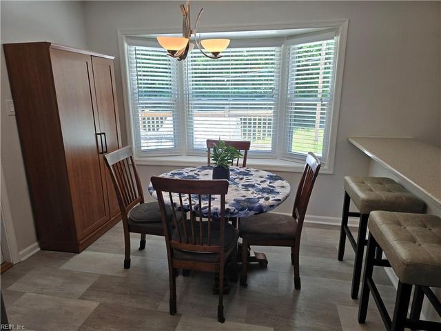 16 Critzos CT, Hampton, VA 23669