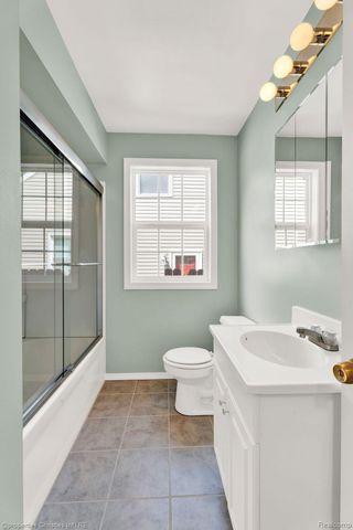 1240 W 11 MILE Road, Berkley, MI 48072