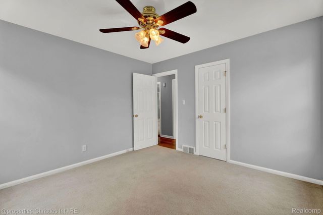 1240 W 11 MILE Road, Berkley, MI 48072