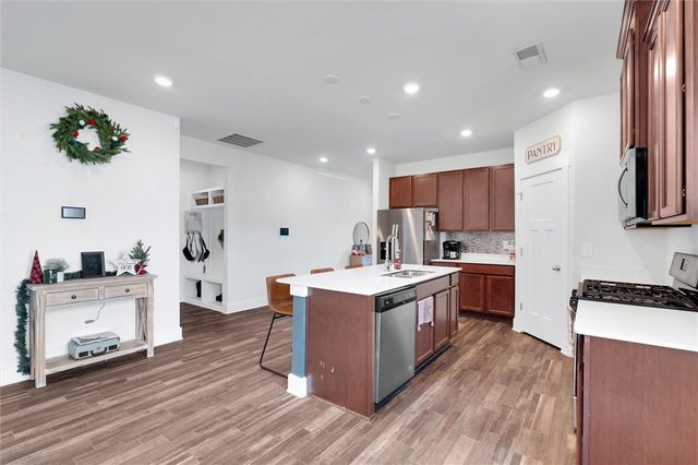 136 Walking Stick Way, Pelzer, SC 29669