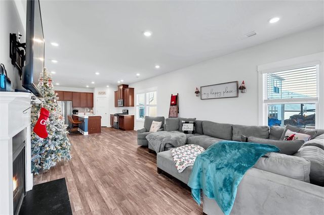 136 Walking Stick Way, Pelzer, SC 29669