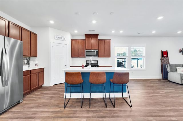 136 Walking Stick Way, Pelzer, SC 29669