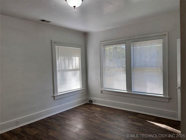 801 B Street NW, Ardmore, OK 73401