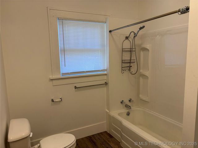 801 B Street NW, Ardmore, OK 73401