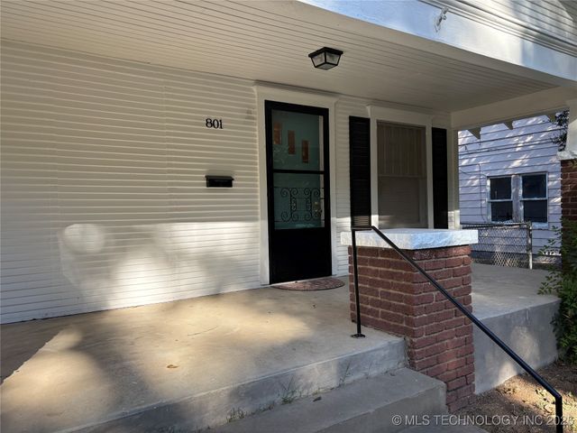 801 B Street NW, Ardmore, OK 73401