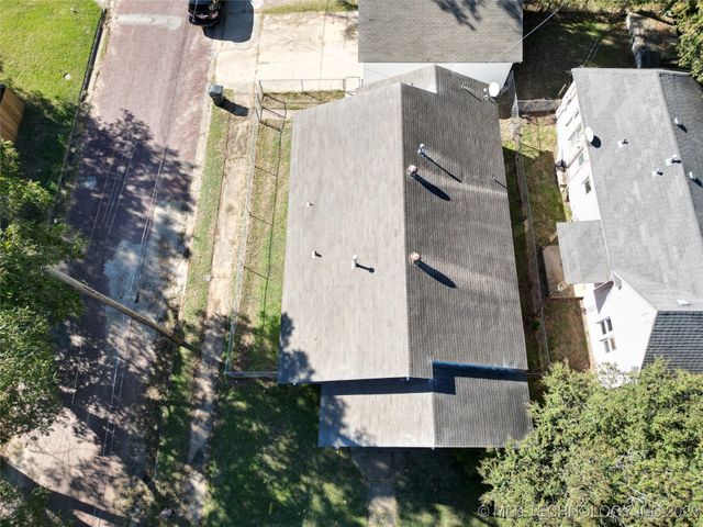 801 B Street NW, Ardmore, OK 73401