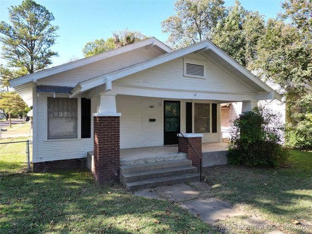801 B Street NW, Ardmore, OK 73401