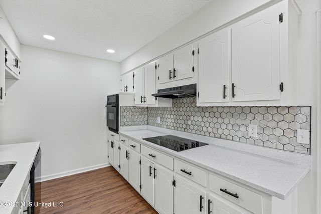 6405 Chickasaw Drive, Olive Branch, MS 38654