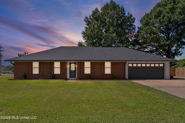 6405 Chickasaw Drive, Olive Branch, MS 38654