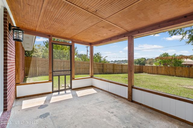 6405 Chickasaw Drive, Olive Branch, MS 38654