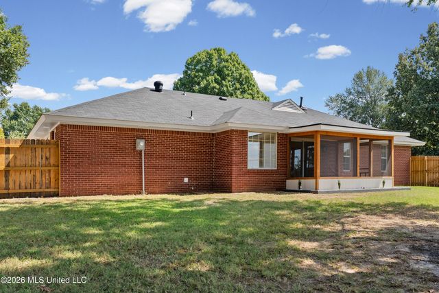 6405 Chickasaw Drive, Olive Branch, MS 38654