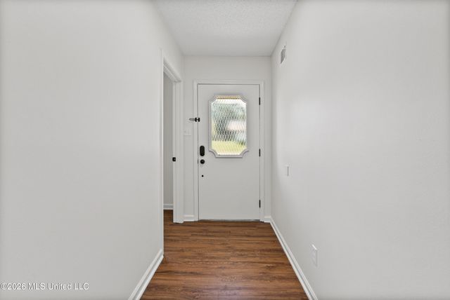 6405 Chickasaw Drive, Olive Branch, MS 38654
