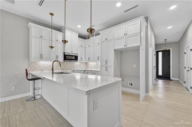 615 25th Street, Mission, TX 78572
