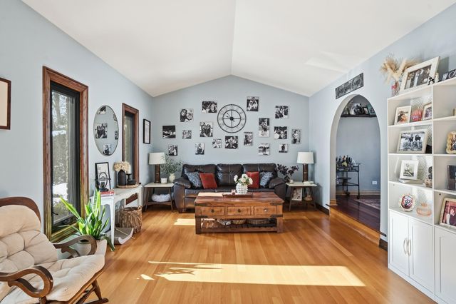 12022 W 90th Avenue, St. John, IN 46373