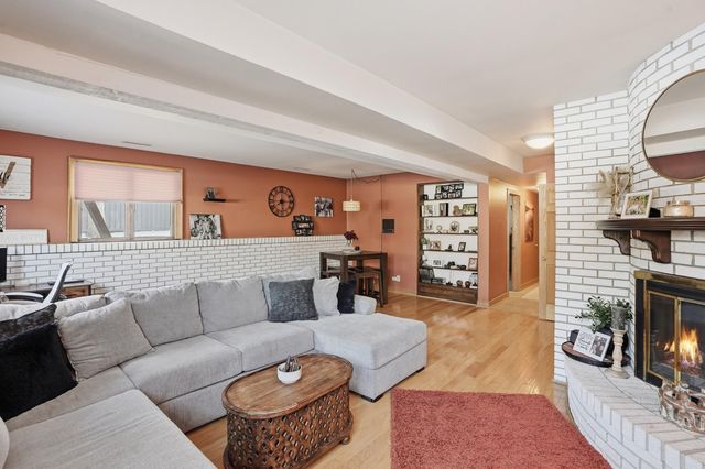 12022 W 90th Avenue, St. John, IN 46373