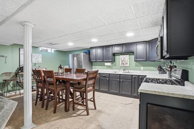 12022 W 90th Avenue, St. John, IN 46373