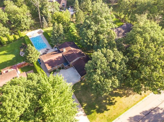 12022 W 90th Avenue, St. John, IN 46373