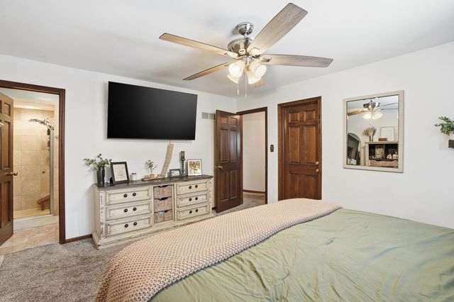 12022 W 90th Avenue, St. John, IN 46373