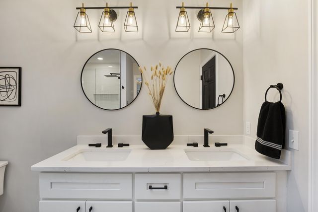 170 Forest Hills Road, Cotuit, MA 02635