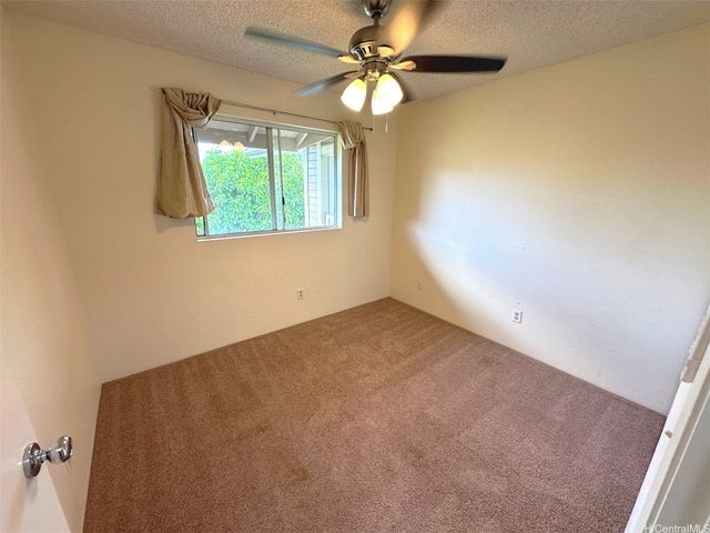94-533 Lumiaina Street B203, Waipahu, HI 96797