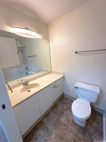 94-533 Lumiaina Street B203, Waipahu, HI 96797