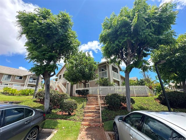 94-533 Lumiaina Street B203, Waipahu, HI 96797