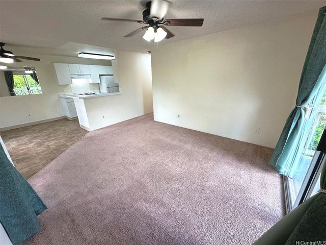 94-533 Lumiaina Street B203, Waipahu, HI 96797