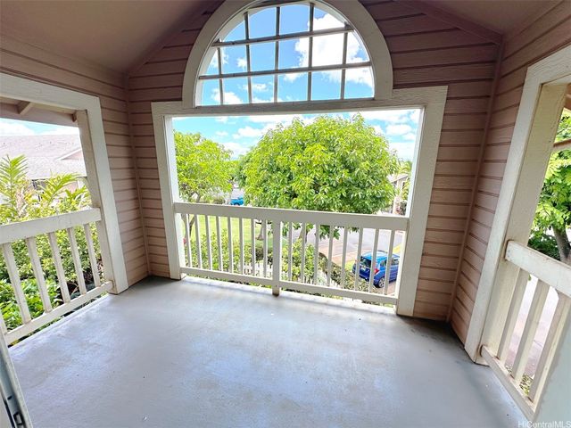 94-533 Lumiaina Street B203, Waipahu, HI 96797