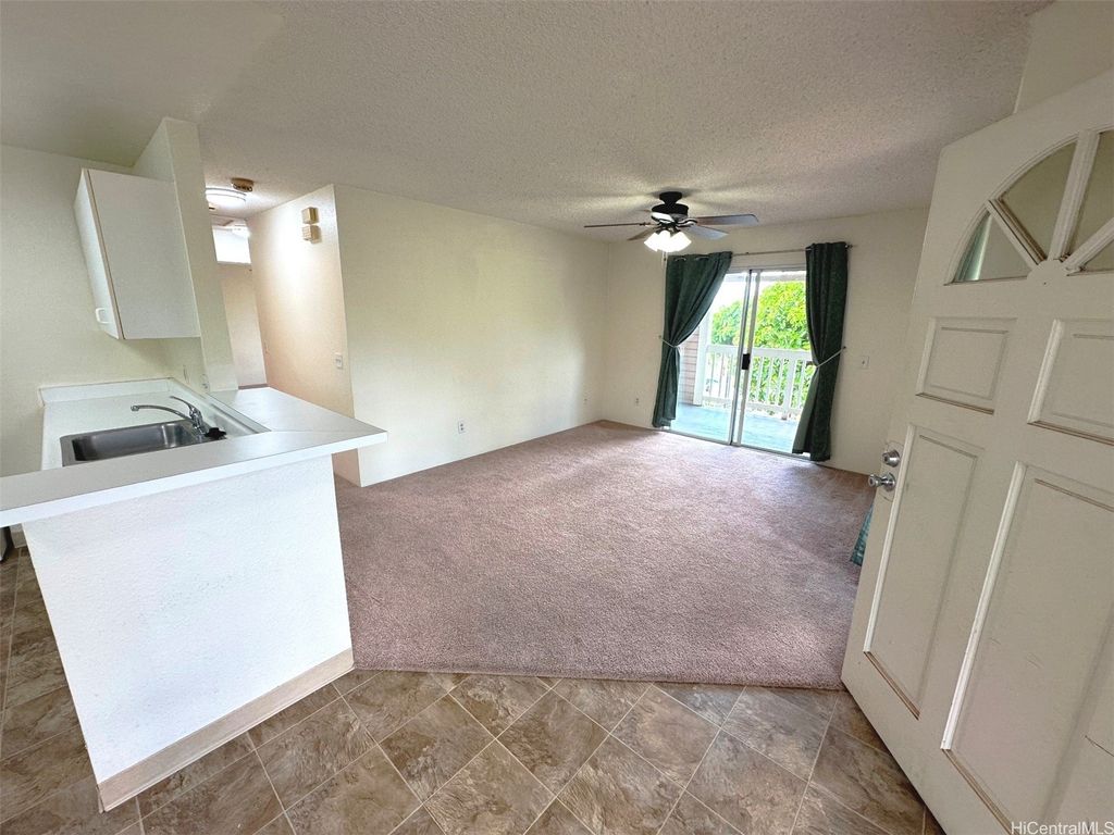 94-533 Lumiaina Street B203, Waipahu, HI 96797