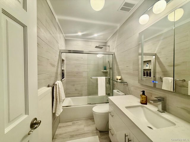 2123 Amory Court, Ridgewood, NY 11385