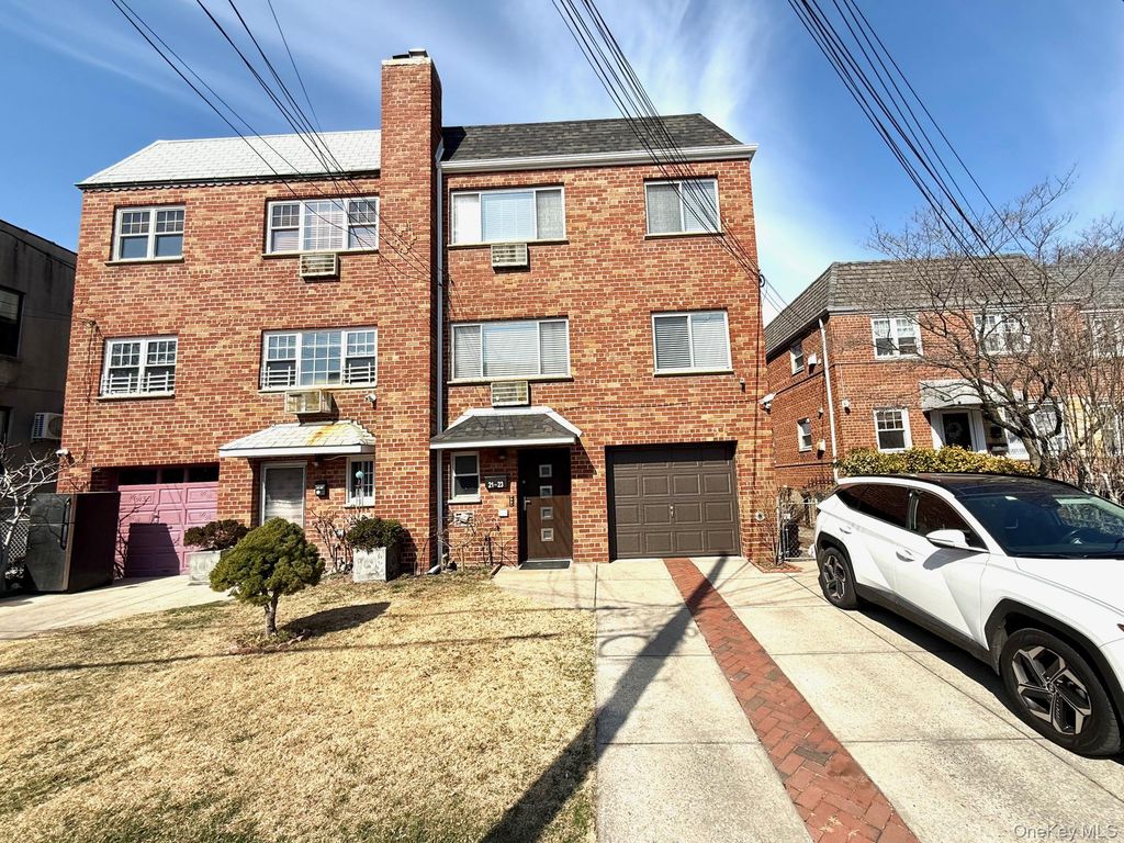 2123 Amory Court, Ridgewood, NY 11385