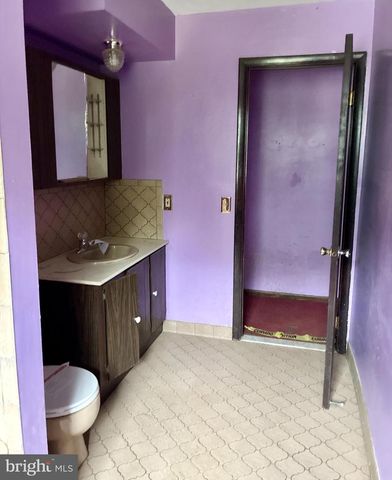 143 BACK BROOK RD, Ringoes, NJ 08551