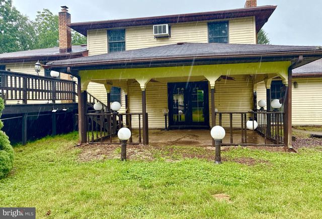 143 BACK BROOK RD, Ringoes, NJ 08551