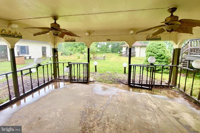 143 BACK BROOK RD, Ringoes, NJ 08551