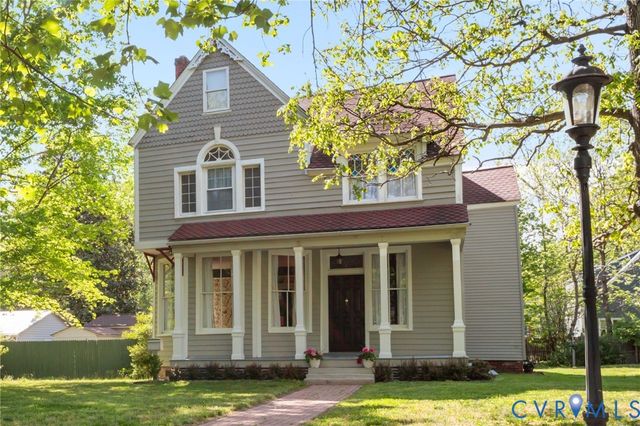 802 S Center St, Ashland, VA 23005