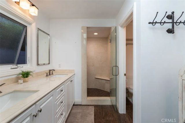 2043 N Capella Court, Costa Mesa, CA 92626
