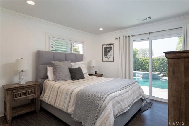 2043 N Capella Court, Costa Mesa, CA 92626