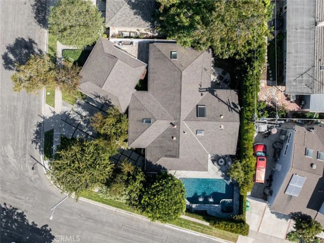 2043 N Capella Court, Costa Mesa, CA 92626