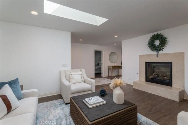 2043 N Capella Court, Costa Mesa, CA 92626