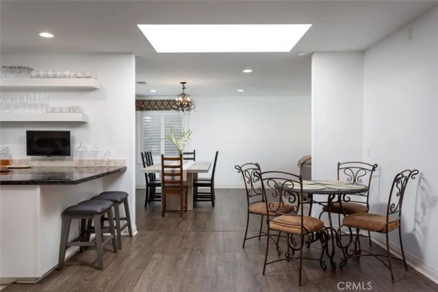 2043 N Capella Court, Costa Mesa, CA 92626